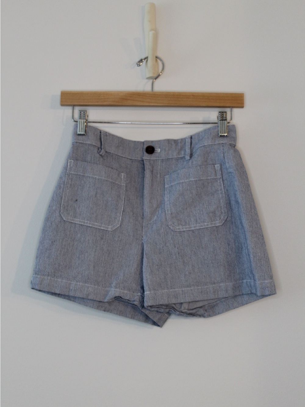 J. Crew Women's Blue White Stripe Lizzie Patch Pocket Shorts - Size 24